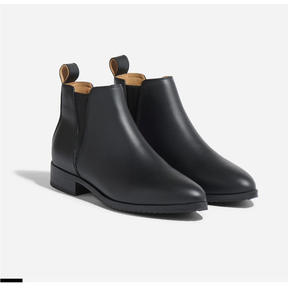 Nisolo Black Leather Ankle Boots